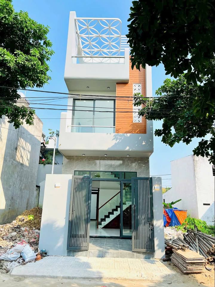Nhà đẹp KDC Châu Long, Quận 9, 50m², giá 4.2 tỷ - Thiết kế hiện đại, tiện ích đầy đủ!