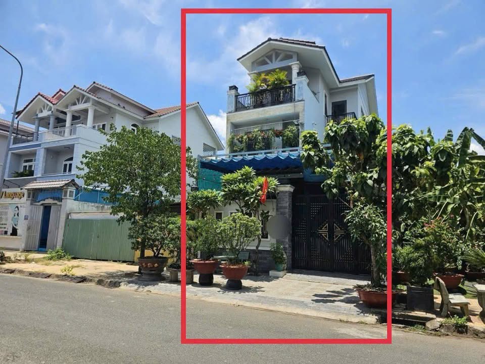 Biệt thự 3 tầng KDC Khang Điền Thủ Đức 160m² giá 19 tỷ - Sổ hồng riêng, hoàn công đầy đủ!