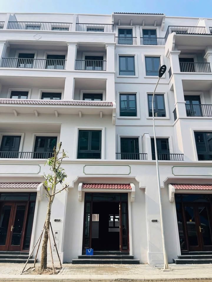 Nhà bán đường Viễn Đông, quận Hoàng Mai, 75m² chỉ 25.5 tỷ - Hướng Đông Nam