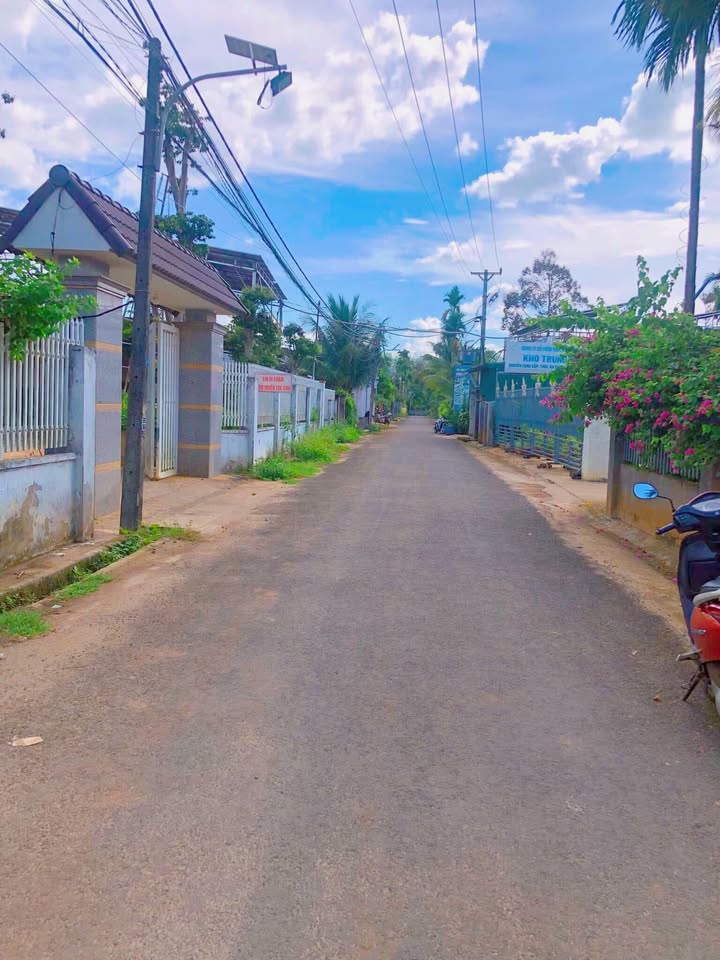 Đất thổ cư 336m² xã Ea Ktur, huyện Cư Kuin - Giá 1.61 tỷ VND, đầu tư sinh lời!