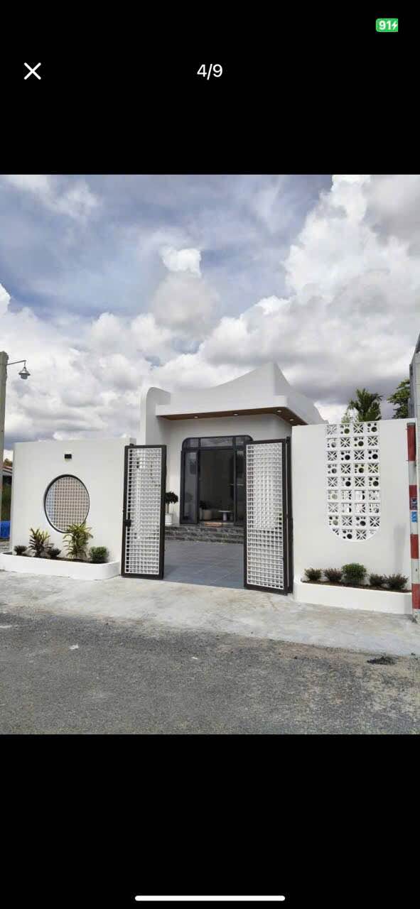 Nhà Sân Vườn Đẹp Phường Long Hoa Tây Ninh 100m² giá 1.45 tỷ - Hướng Nam thoáng mát!