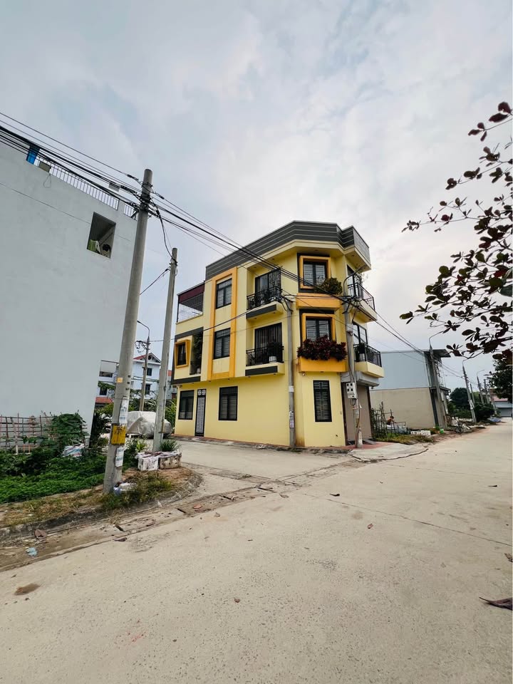 Đất nền ô góc 2 mặt thoáng 56m² Lại Yên giá 8 tỷ - Đầu tư sinh lời ngay!