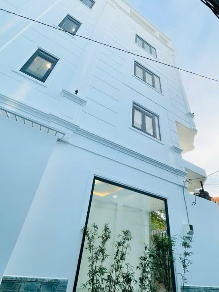 Nhà mặt tiền Phạm Hùng, quận 8, 61m² giá 5 tỷ - Cơ hội đầu tư hấp dẫn!