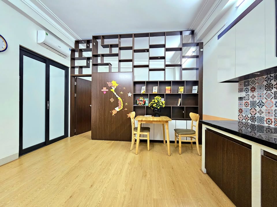 Nhà cho thuê 30m² tại Phạm Văn Đồng - Giá 4.95 triệu, Full nội thất!