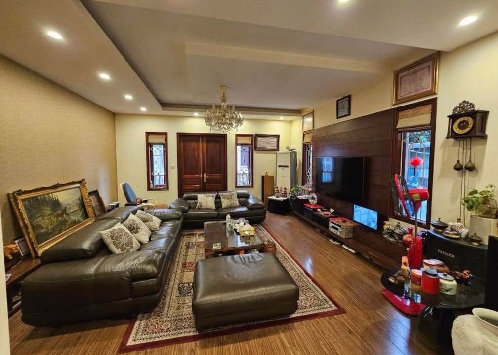 Nhà phân lô Ngọc Khánh Ba Đình 85m² giá 3x tỷ - Sống đẳng cấp giữa lòng Hà Nội!