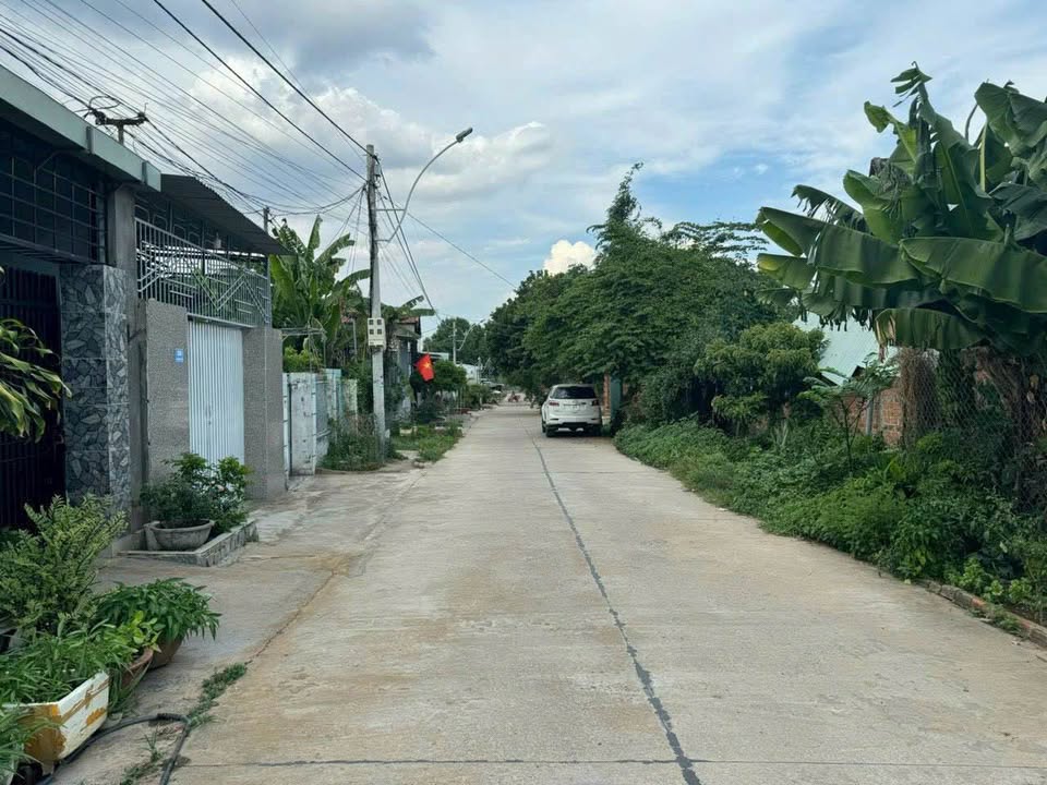 Đất thổ cư 144m² đường Nguyễn Huy Lung, TP Kon Tum - Vị trí đẹp gần trung tâm!