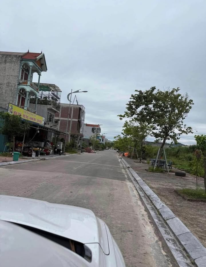 Đất nền đường Duy Tân Hạ Long 90m² giá chỉ 2 tỷ - Cơ hội đầu tư hấp dẫn!