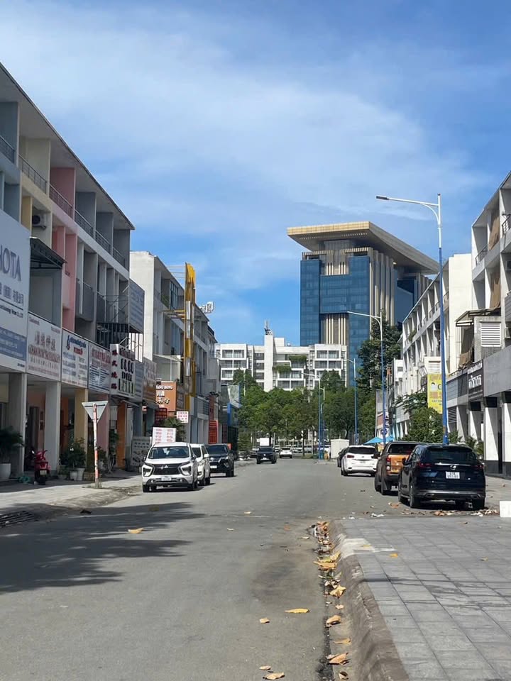 Shophouse Thủ Dầu Một 105m² - Thiết kế hiện đại, sinh lời ngay!