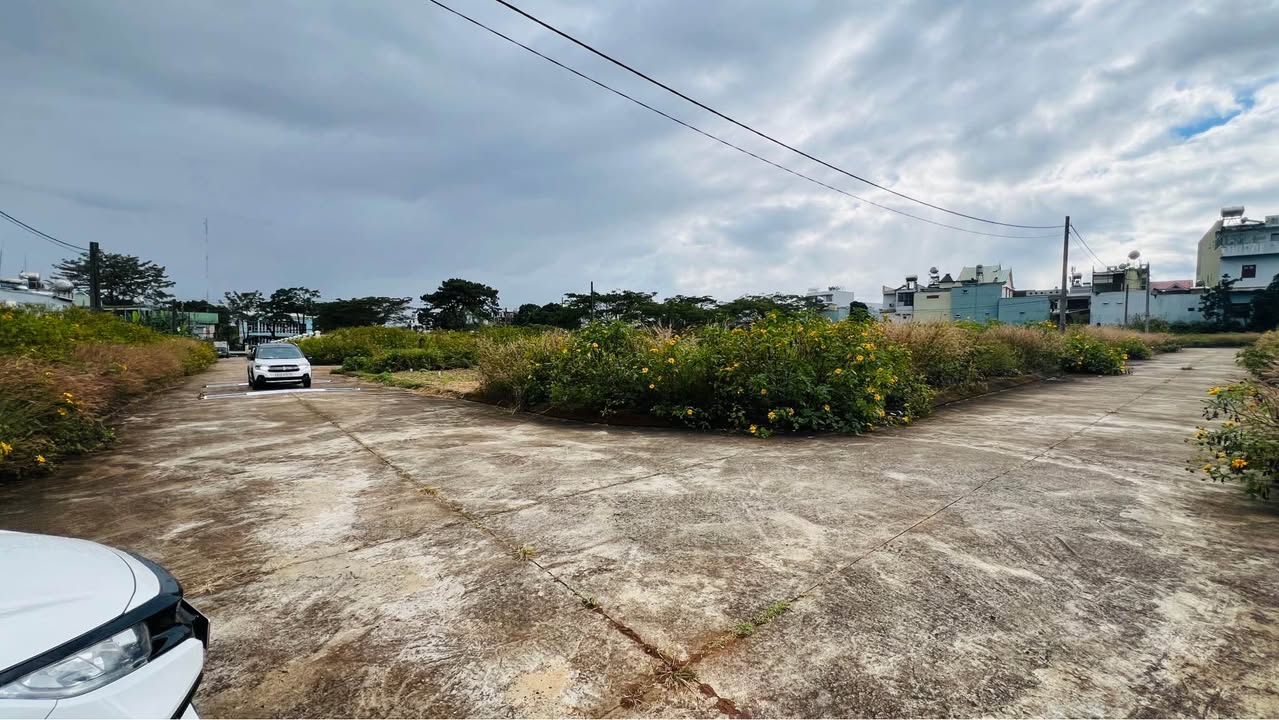 Đất hẻm 42 Nguyễn Văn Cừ, Pleiku 77m² giá 1.35 tỷ - Đầu tư sinh lời ngay!