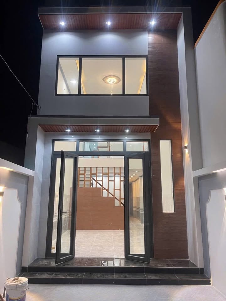 Nhà riêng 2 lầu tại ấp Thanh Ba, Long An - Giá 2.38 tỷ, thương lượng nhẹ!