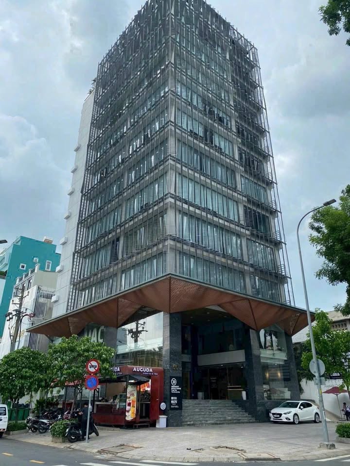 Building góc 2 mặt tiền - Đường Nguyễn Đình Chiểu, Quận 1 - Giá chỉ 1.05 tỷ!