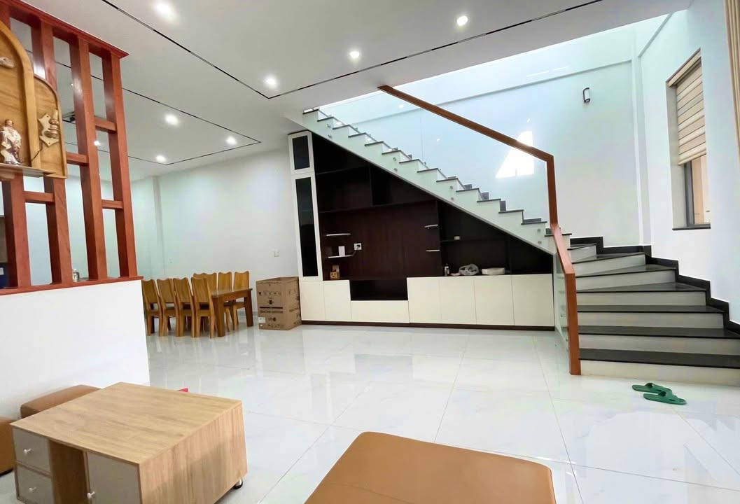 Nhà đẹp tại Bảo Lộc 162m² giá 4.2 tỷ - Sẵn sàng đón Tết!