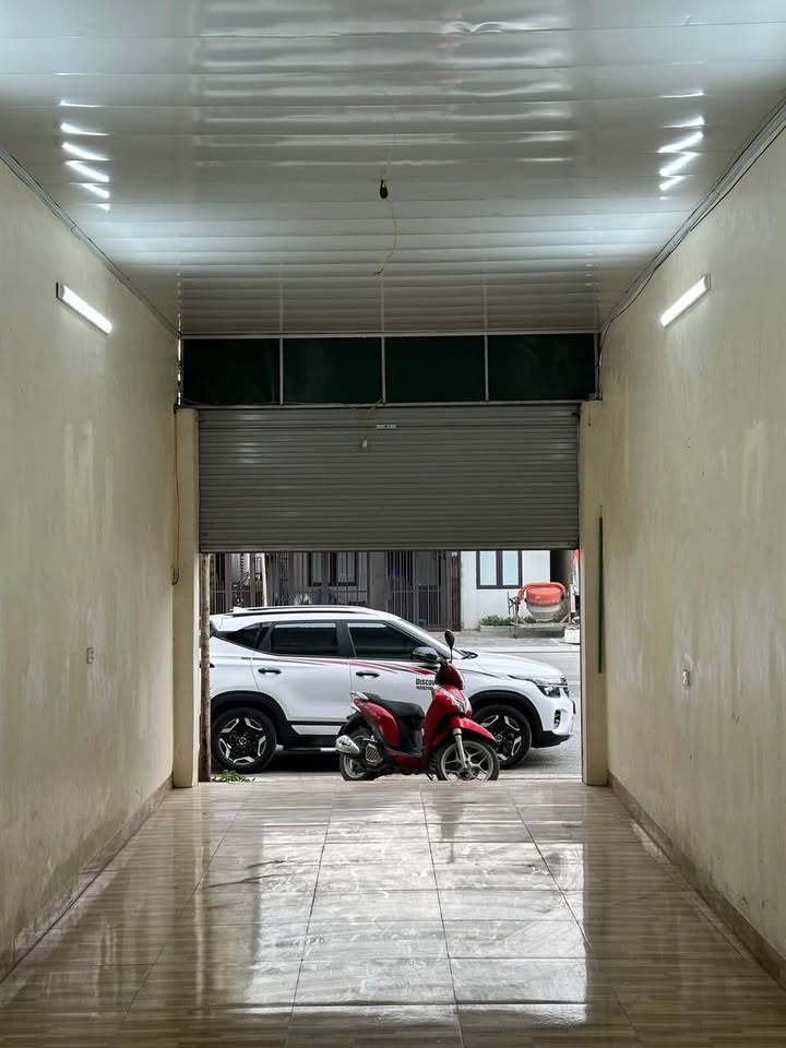 Nhà cho thuê mặt đường Hoàng Văn Thụ, Thịnh Lang, Hòa Bình giá 4.2 triệu - Phù hợp vừa ở vừa kinh doanh!