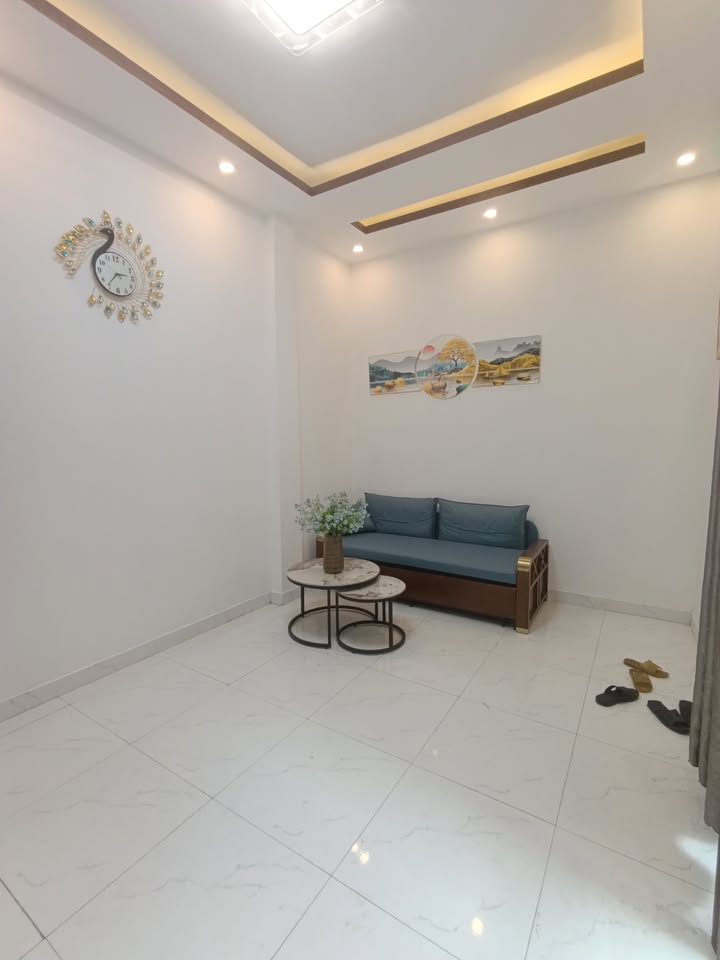 Nhà cho thuê 2 tầng đường Trần Nguyên Hãn 36m² giá 5 triệu - Nội thất đầy đủ