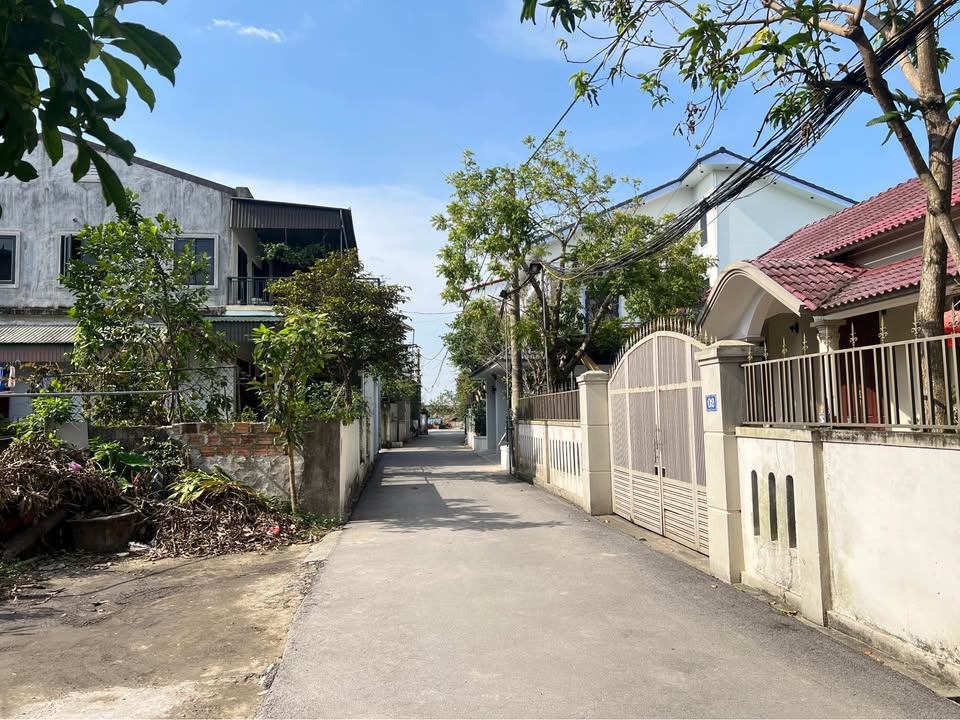 Đất ngõ 80 Lê Hồng Phong 150m² giá 2 tỷ - Hai mặt tiền đắc địa!