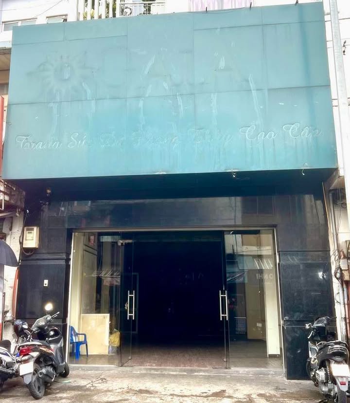 Front House cho thuê đường Nguyễn Thượng Hiền, quận 3, 88m² - Nhà trống, giao ngay!