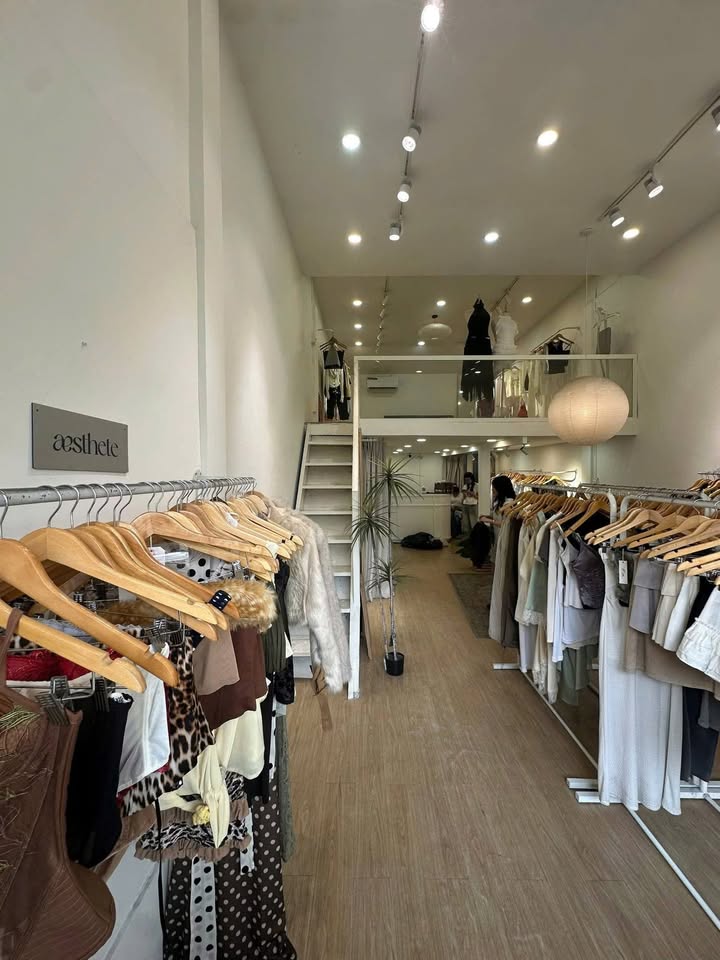 Cho thuê kiot 42 Tôn Thất Thiệp, quận 1, diện tích 72m² - Vị trí đắc địa cho shop thời trang!