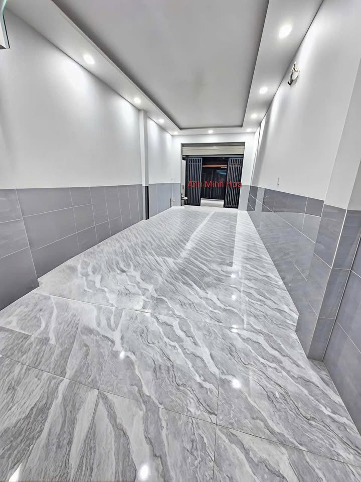 Nhà mặt tiền kinh doanh Hiệp Thành, Quận 12 - Diện tích 80m², Giá chỉ 15 triệu/tháng!