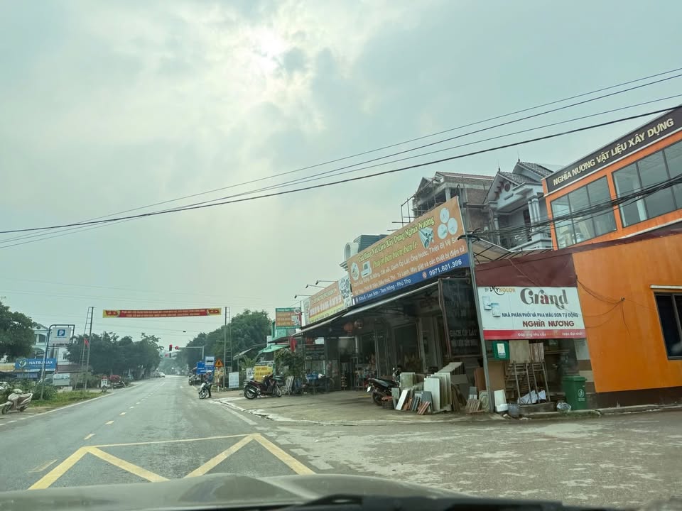 Đất nền Tứ Mỹ Tam Nông 400m² giá 1 tỷ - Sổ hồng chính chủ, vị trí đẹp!