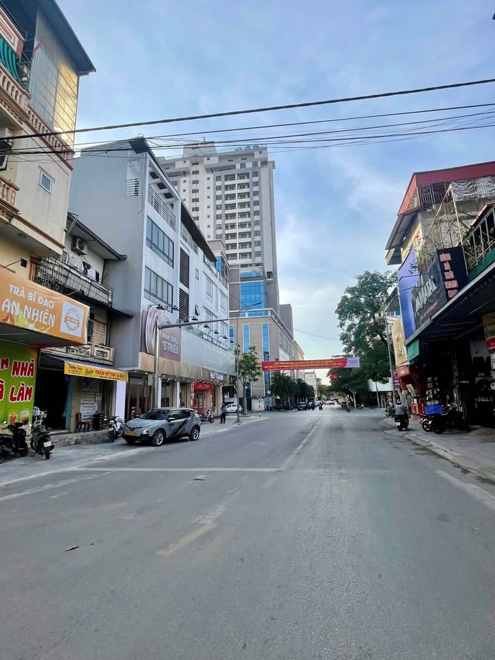 Nhà 3 tầng mặt tiền Tống Duy Tân, 110m² - Đầu tư lý tưởng ngay trung tâm!