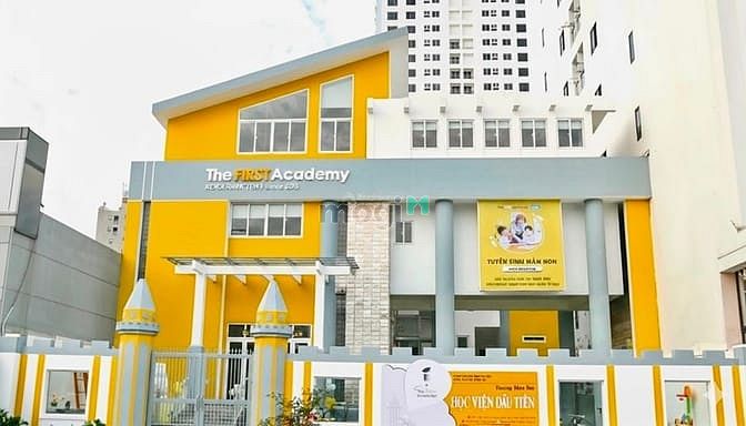 Cho thuê Tòa Nhà Cách Mạng Tháng 8, Quận 3 - 18x25m - Giá 90 triệu, Phù hợp Văn Phòng, Spa