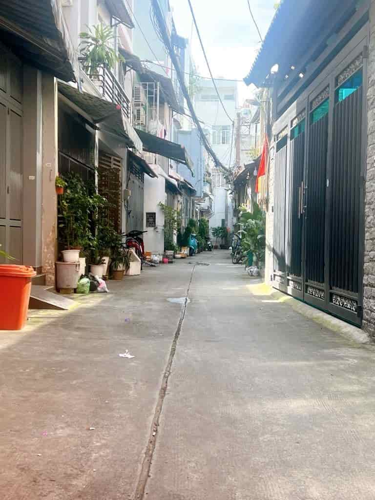 Nhà bán Tân Phú, 51.8m² giá 4.25 tỷ - Vị trí đẹp, dân trí cao!