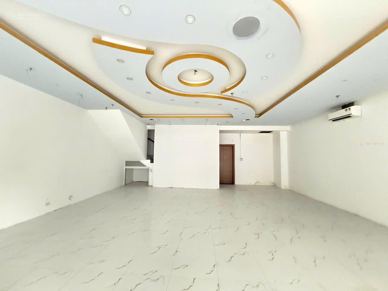 Cho thuê shophouse Sarina Sala Quận 2 250m² giá 99 triệu - Vị trí vàng, sẵn sàng vào ngay!