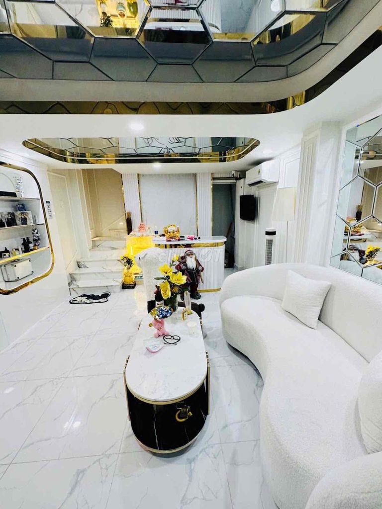 Nhà HXH Trần Đình Xu - Quận 1, 20.6m² giá 5.5 tỷ - Tặng nội thất sang trọng!