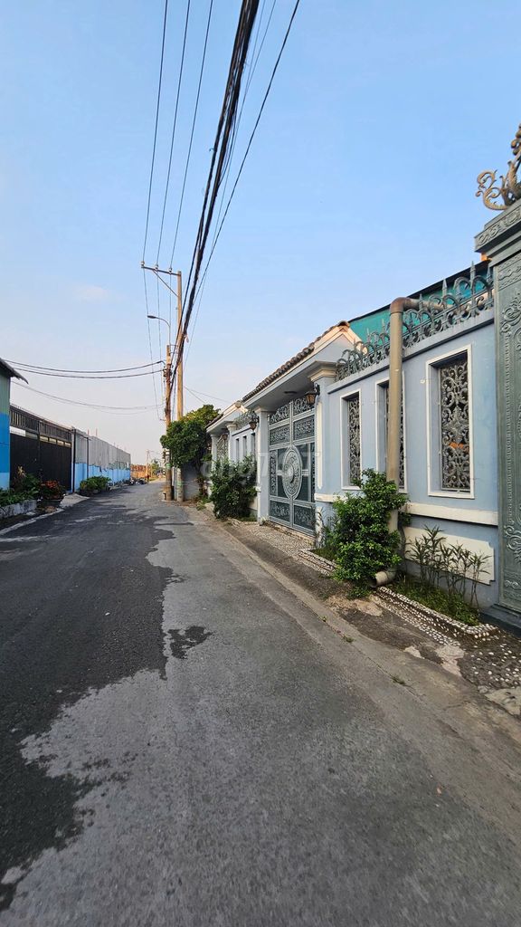 Đất nền Xuân Thới Thượng 672m² giá 9,65 tỷ - Cơ hội đầu tư hiếm có!