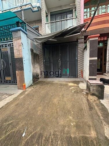 Nhà cho thuê nguyên căn mặt tiền Lò Siêu, Quận 11 - 330m² giá 26 triệu/tháng