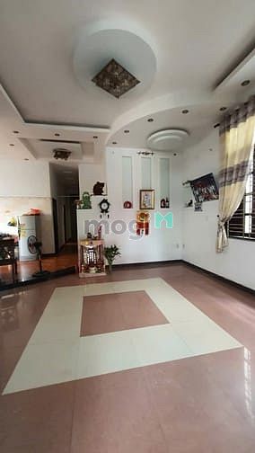 Biệt thự vườn Hóc Môn 350m² giá 10.8 tỷ - Sổ hồng riêng, hoàn công đầy đủ!