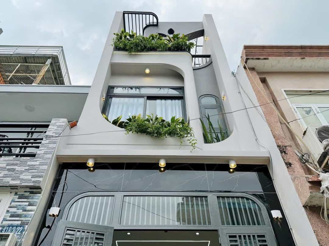 Bán nhà 3 tầng 68m² đường Phan Tây Hồ, Phú Nhuận - Sổ hồng chính chủ, hẻm 4m rộng rãi!