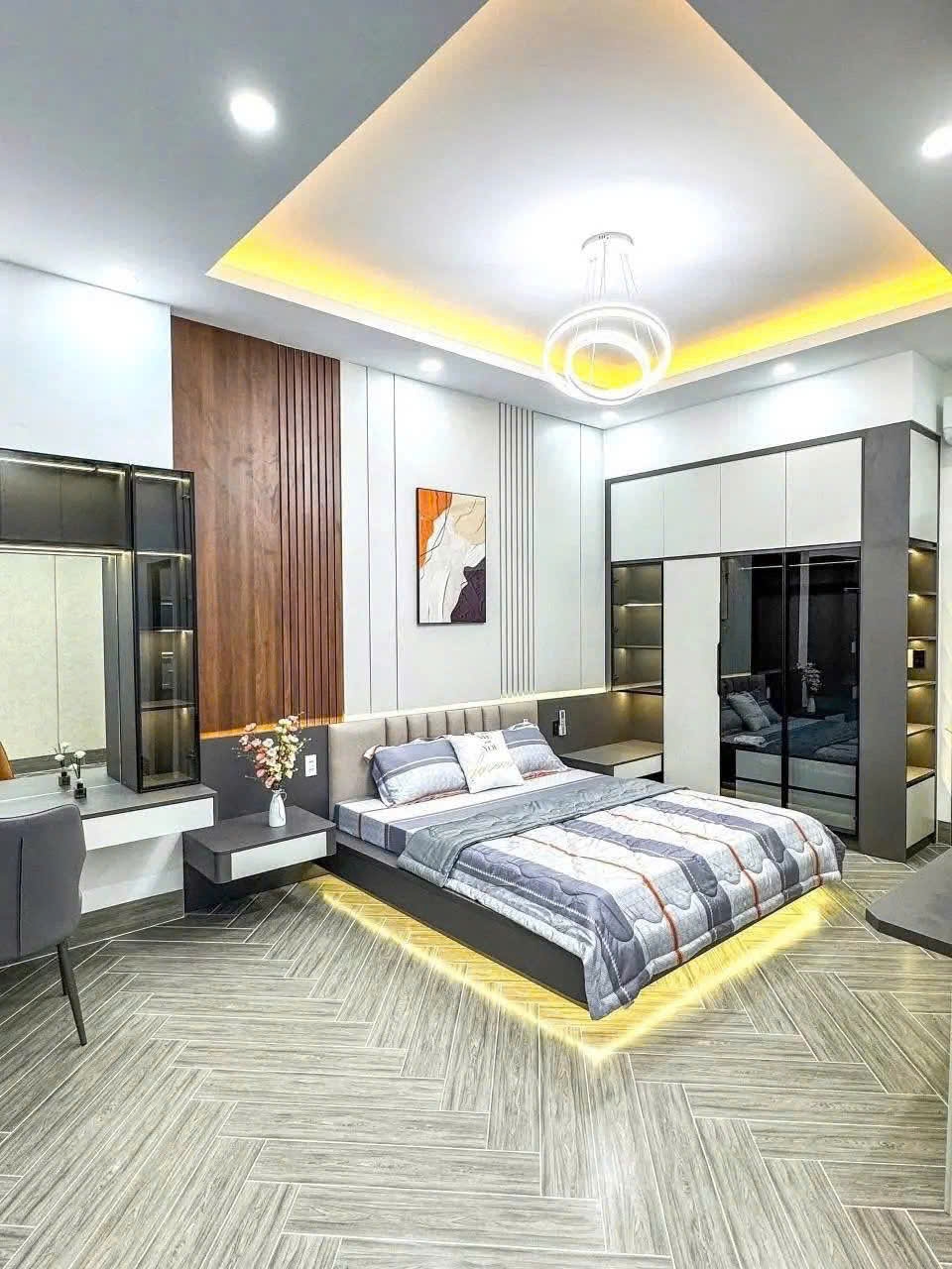 Nhà phố Tương Bình Hiệp, Bình Dương 95m² giá 2.9 tỷ - Full công năng, sổ hồng riêng!