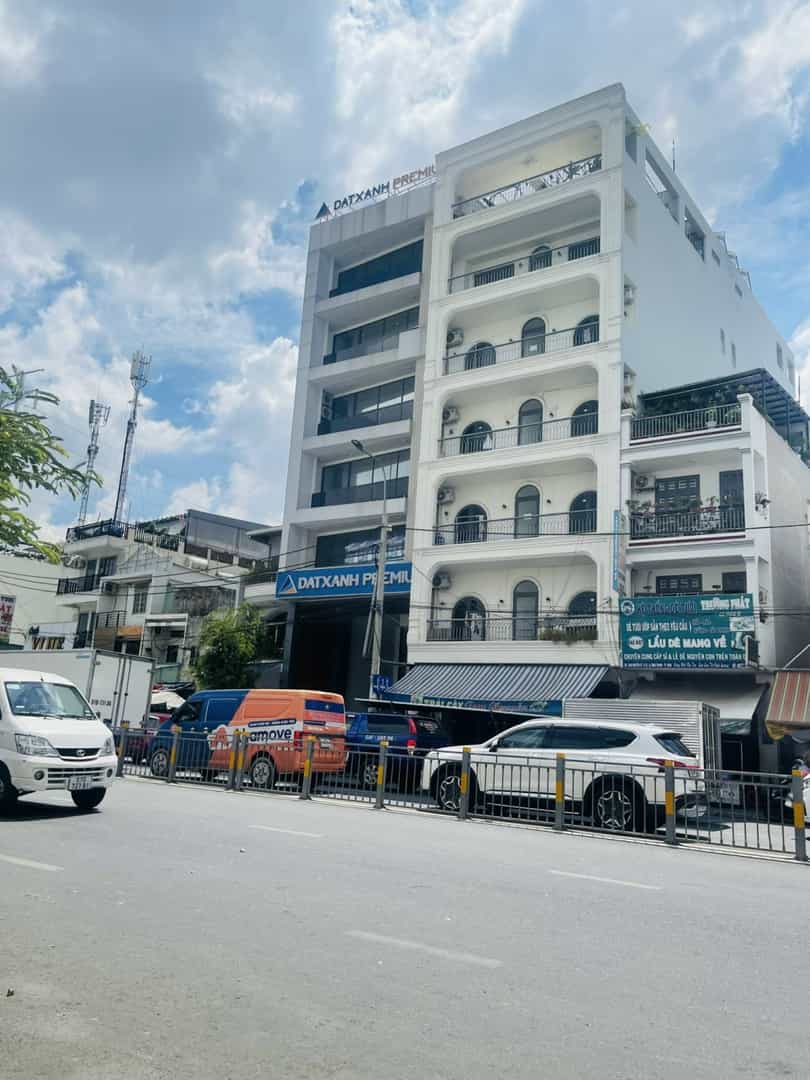 Nhà mặt tiền 5 tầng Nguyễn Xí 321m² giá 59 tỷ - Kinh doanh đỉnh cao!