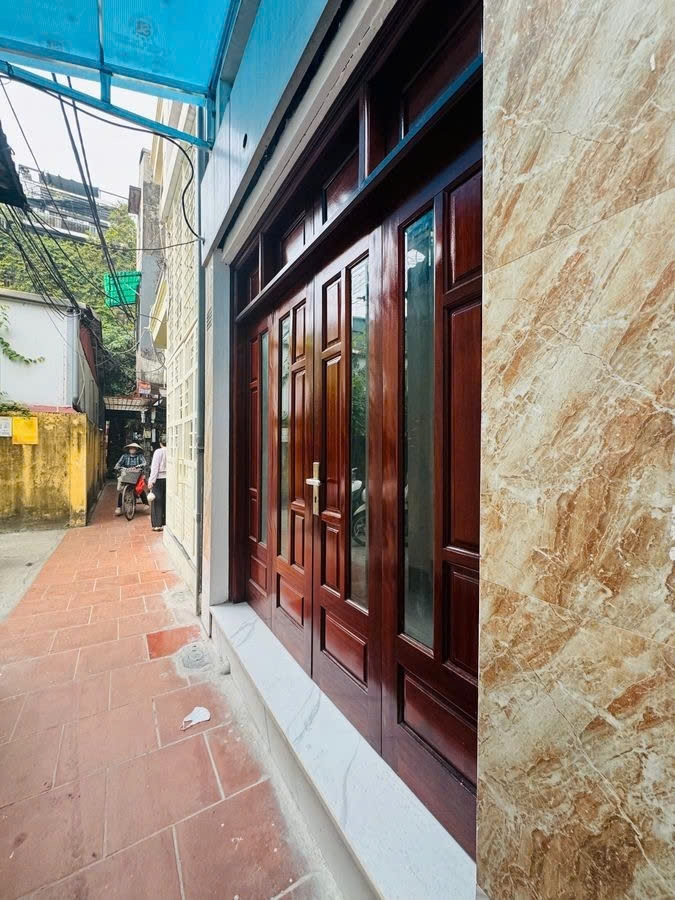 Bán nhà Lò Đúc 38m² giá 10.7 tỷ - Vị trí đắc địa, ô tô vào tận nhà!