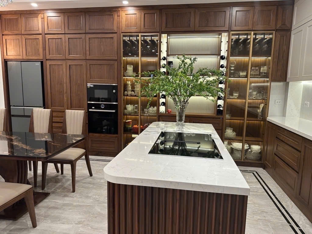 Bán nhà Xuân La, ô tô vào nhà, thiết kế hiện đại 80m² - Giá 27.9 tỷ