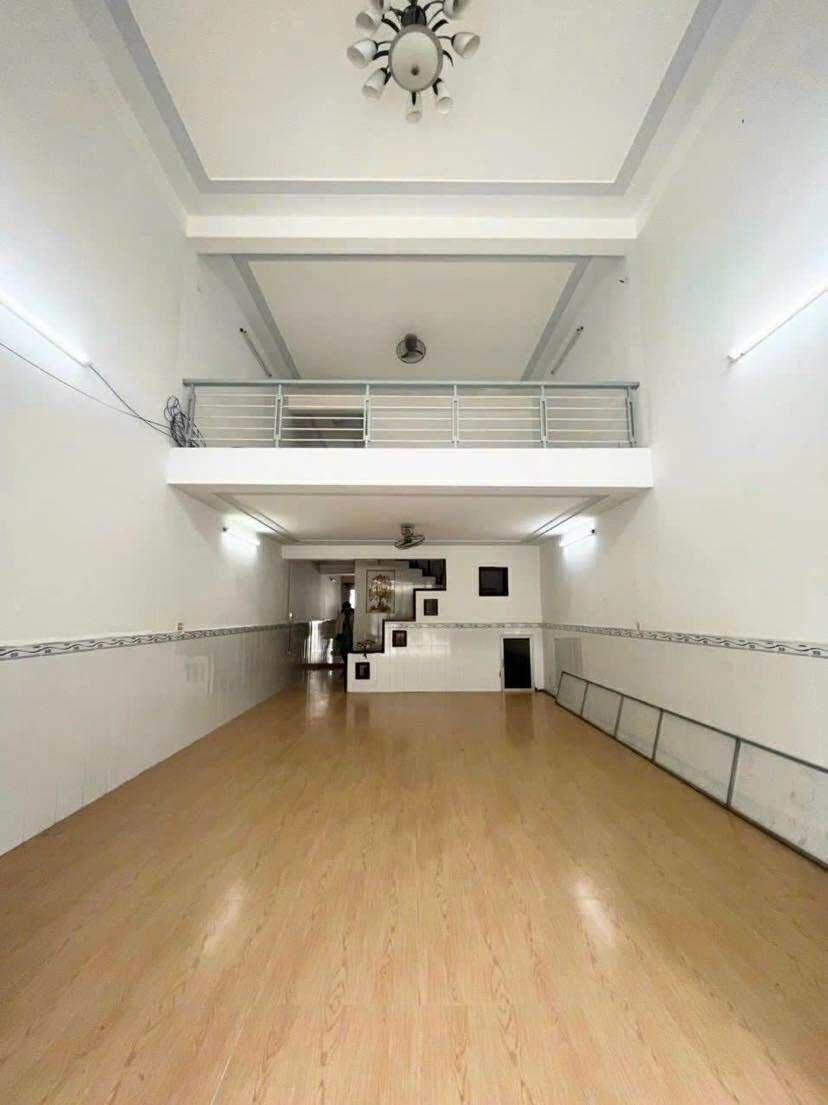 Cho thuê nhà khu 586 Cái Răng 270m² giá 8 triệu - Nhà mới, sạch sẽ, tiện ích đa dạng!