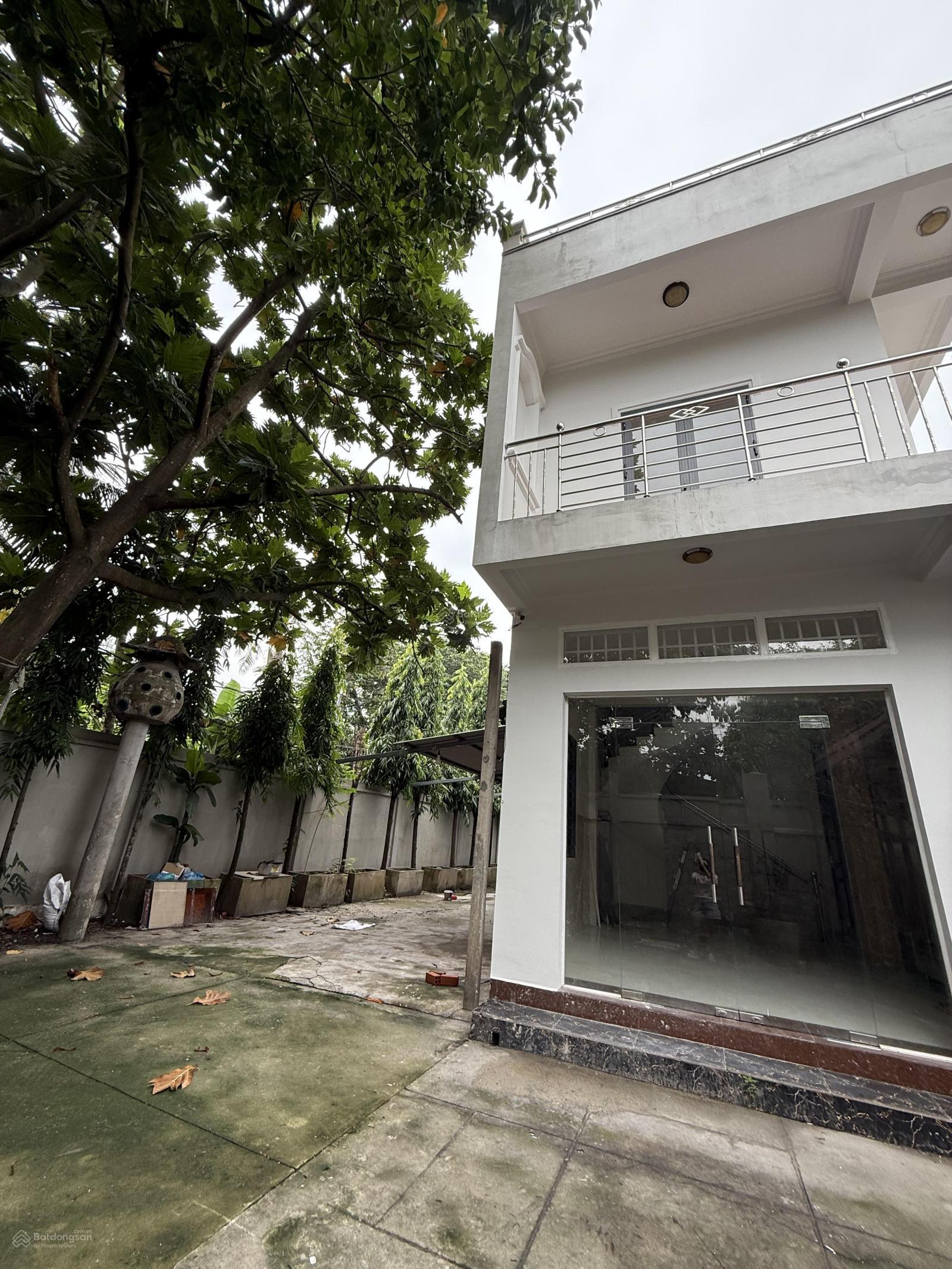 Nhà nguyên căn Vĩnh Phú 340m² giá 8 triệu - Sân vườn mát mẻ, an ninh tuyệt đối!