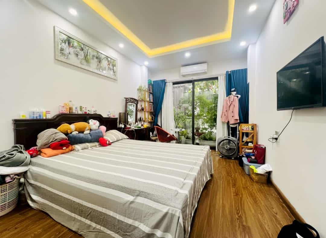 Nhà phố Bạch Mai, 50m², giá 13.8 tỷ - 2 mặt ngõ, ô tô đỗ thoải mái!