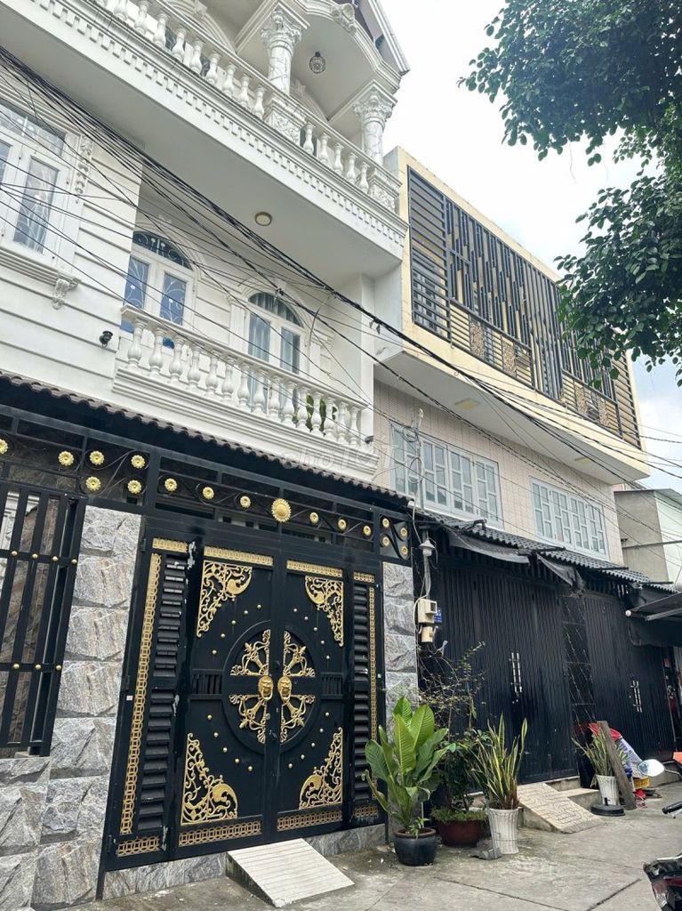 Nhà 60m² 3 Tầng Gần Chợ Gò Xoài, Ngang 8m Hiếm - Chỉ 5.464 Tỷ!