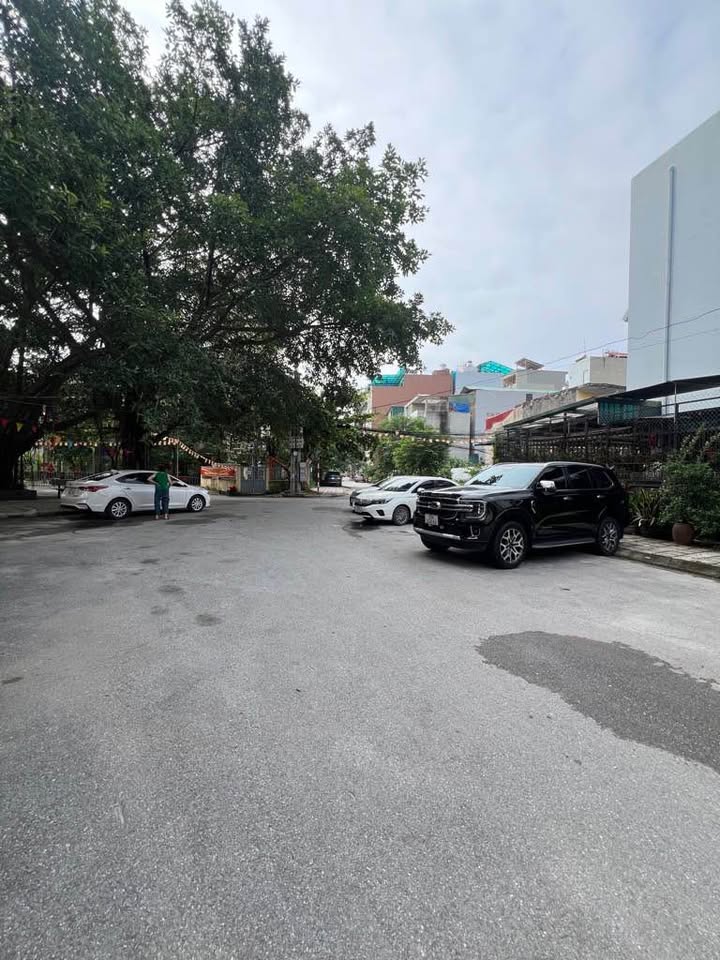 Đất nền Phúc Lợi - Long Biên 63m² giá 9 tỷ - Sổ đỏ chính chủ, giao dịch nhanh!