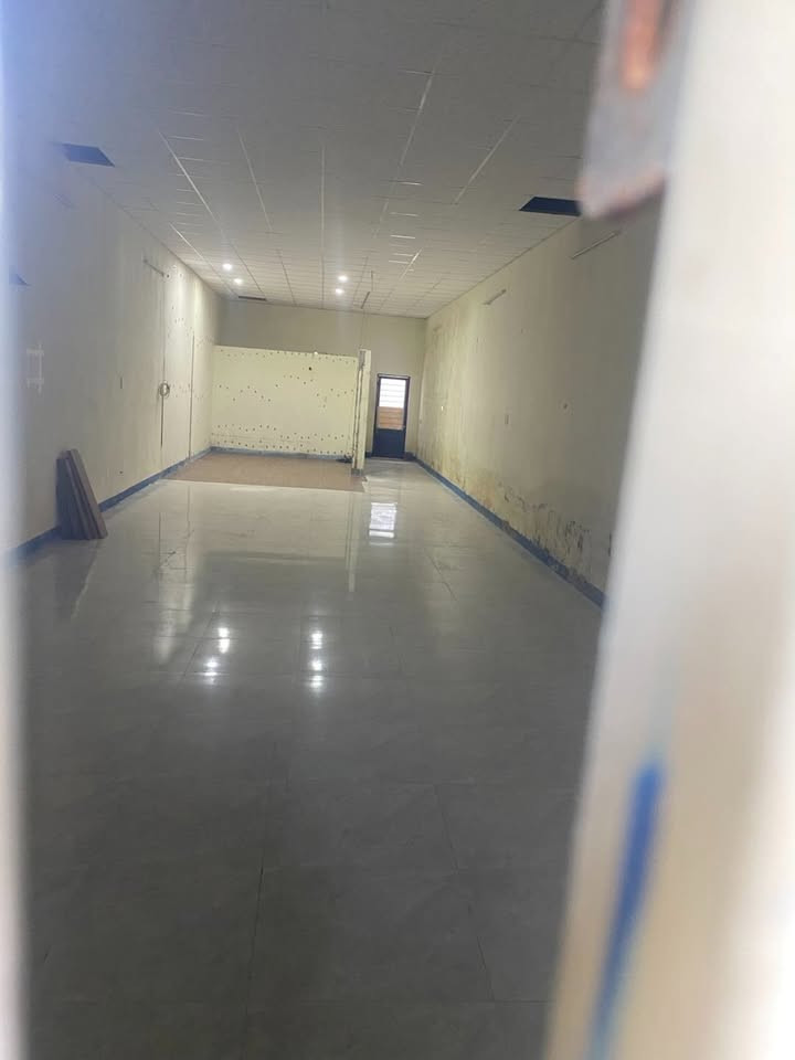 Cho thuê mặt bằng kinh doanh Phạm Hùng, Hòa Vang 120m² giá 8 triệu - Đầu tư sinh lời ngay!