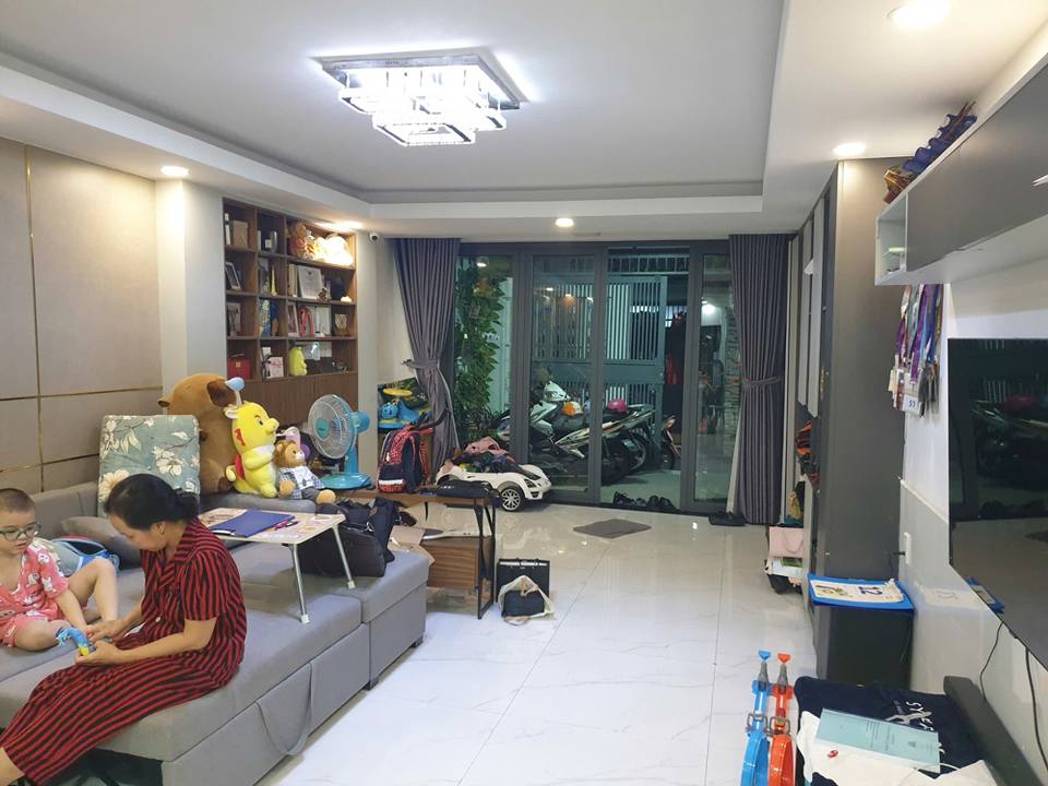 Nhà bán Tân Hưng Quận 7 103m² giá 10 tỷ - Đầy đủ tiện ích, dân trí cao!