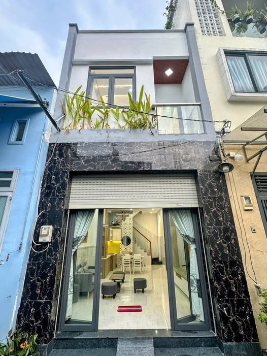 Nhà 1/ Đường Số 4, Bình Hưng Hoà A, 40m² giá 4.55 tỷ - Full nội thất, an ninh tốt!