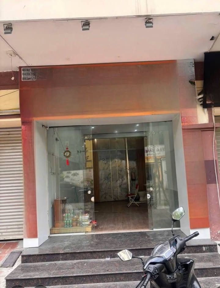 Cho thuê Mặt bằng kinh doanh 25m² tại Làng Quốc Tế Thăng Long - Giá 8 triệu/tháng