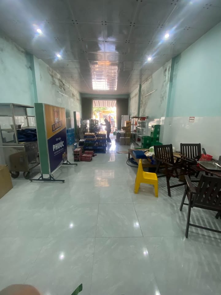 Nhà cho thuê Nguyễn Văn Cừ Liên Chiểu Đà Nẵng 275m² giá 10 triệu - Tiện nghi đầy đủ!