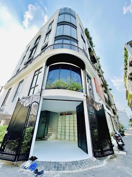 Nhà phố Gò Vấp 57.6m² giá 14 tỷ - Lô góc 2 mặt tiền, tiện ích như resort!