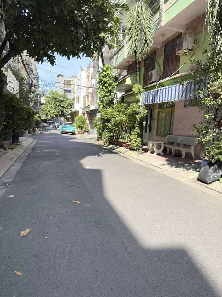 Nhà mặt tiền Bình Phú, Quận 6 - 72m², giá 12.8 tỷ - Giao lộ thuận lợi!