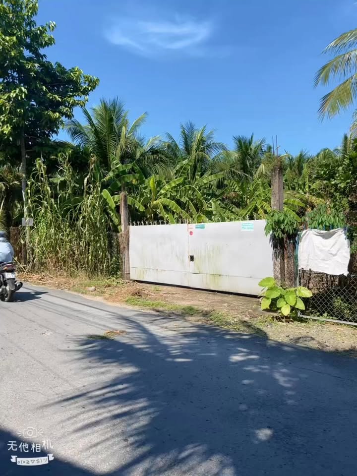 Đất Long Hòa A, Đạo Thạnh 200m² giá 2.5 tỷ - Đầu tư sinh lời hấp dẫn!