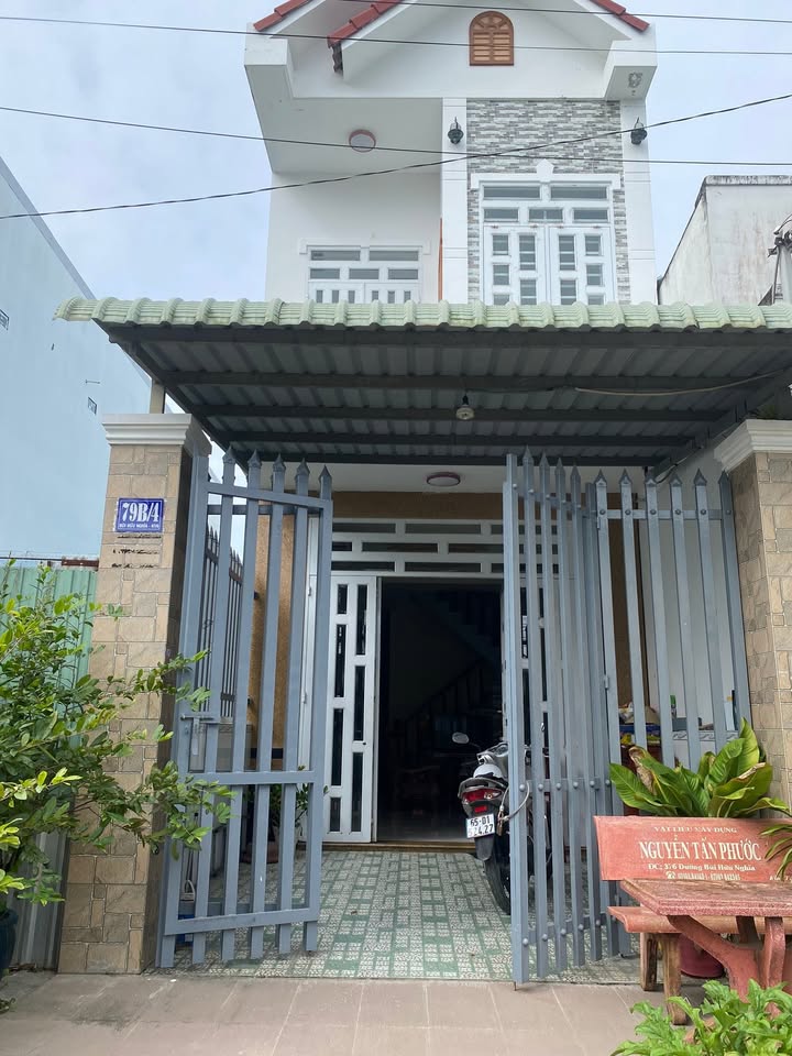 Nhà Lầu 3 Phòng Ngủ Hẻm 4 Bùi Hữu Nghĩa, Bình Thủy 75m² giá 2.8 tỷ - Chính chủ bán gấp!